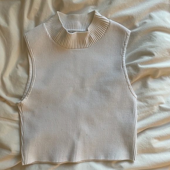 Babaton Sculpt Muscle Tank - Picture 1 of 2